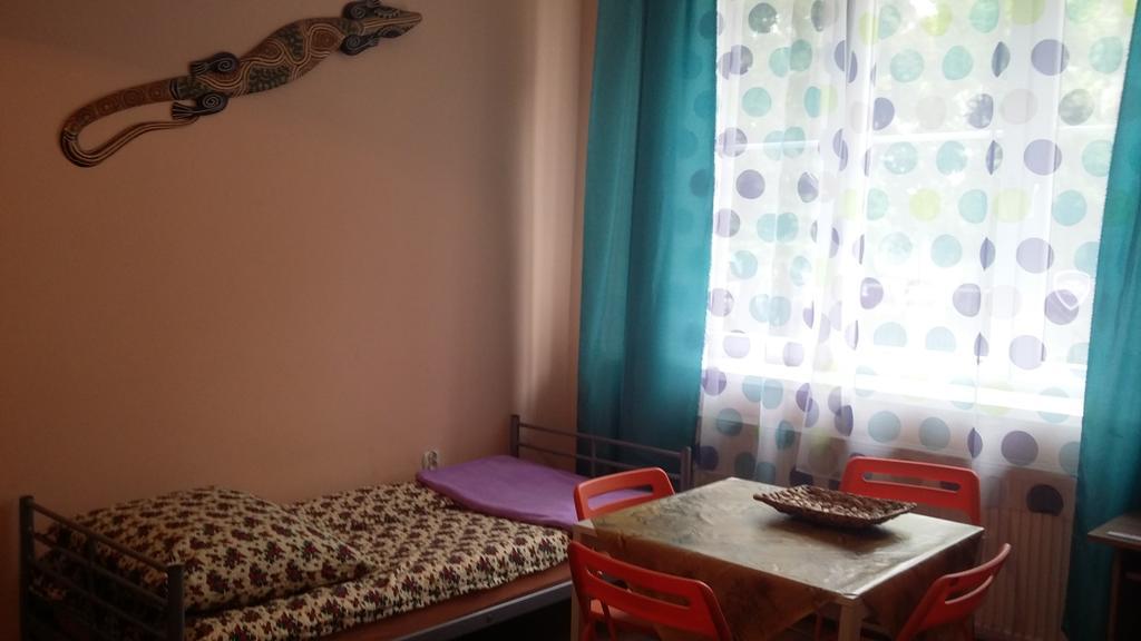 Hostel Taurus Krasków Εξωτερικό φωτογραφία