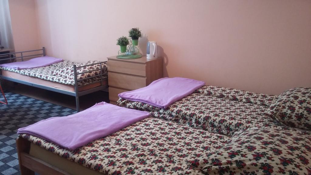 Hostel Taurus Krasków Εξωτερικό φωτογραφία