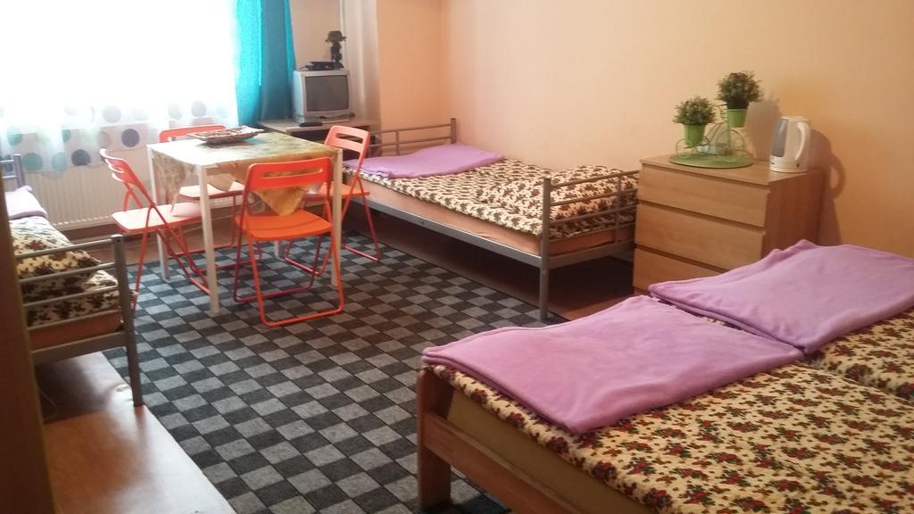 Hostel Taurus Krasków Εξωτερικό φωτογραφία